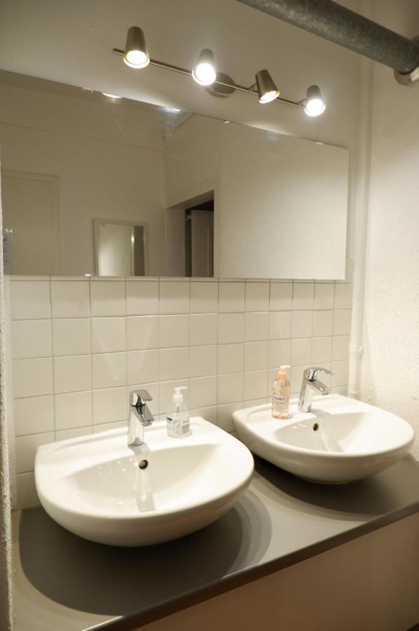 Privatzimmer In Bester Altstadtlage Tuebingen Exterior photo