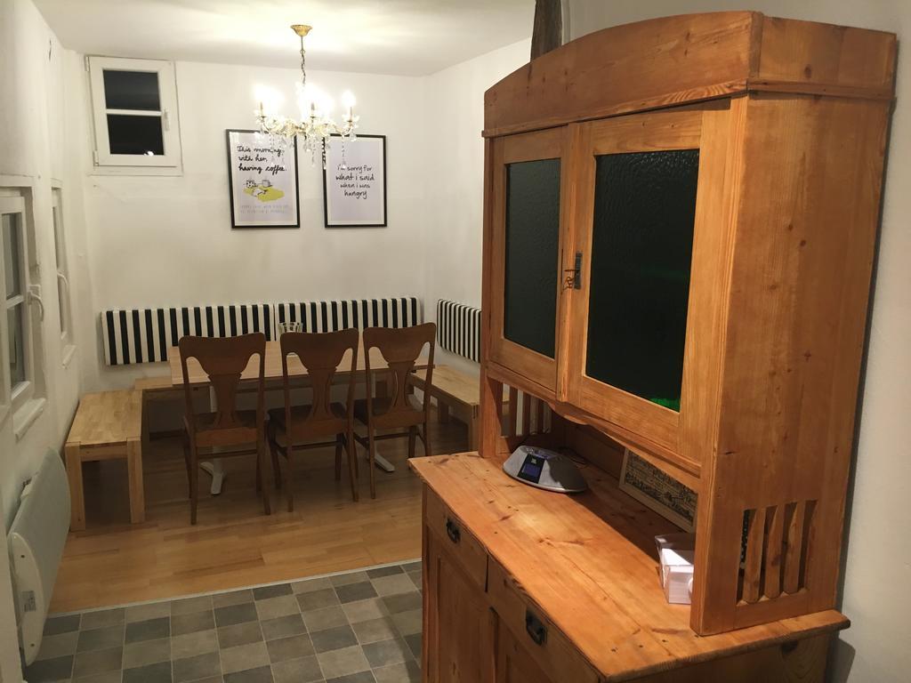 Privatzimmer In Bester Altstadtlage Tuebingen Exterior photo