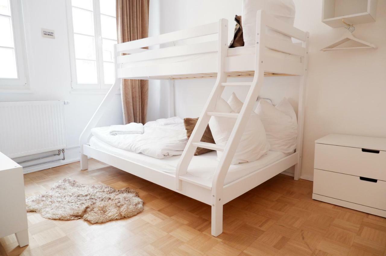 Privatzimmer In Bester Altstadtlage Tuebingen Exterior photo