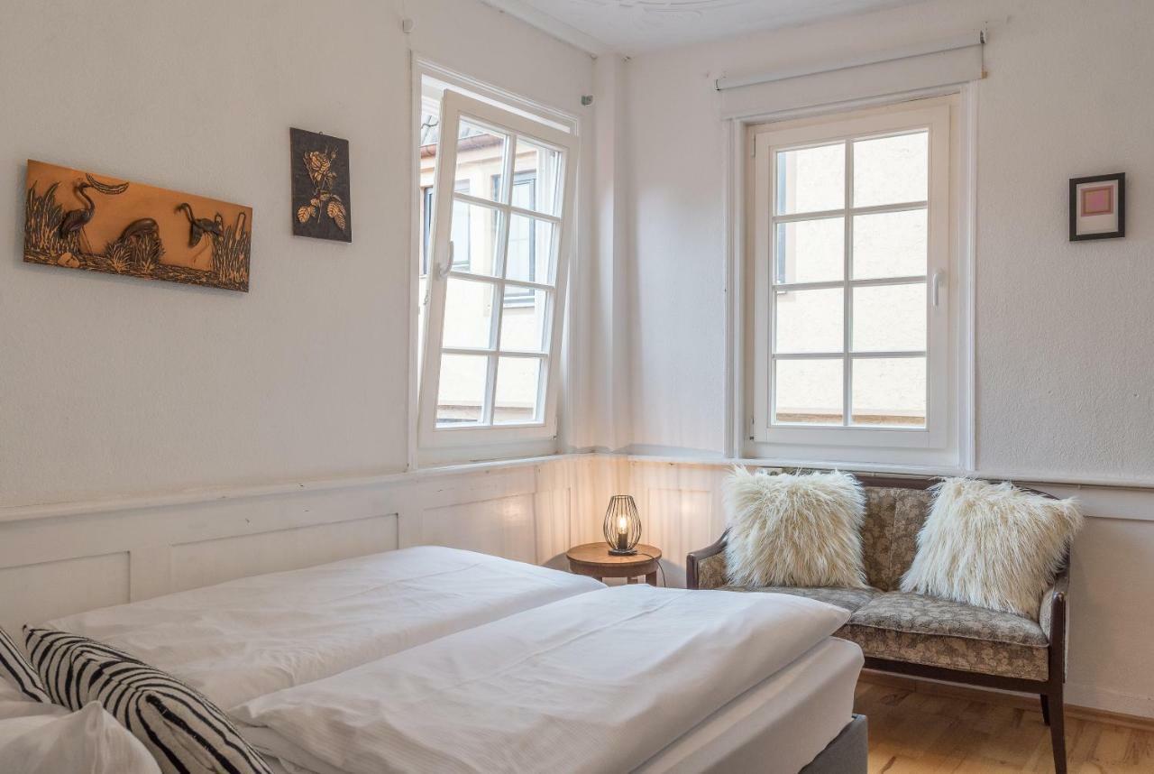 Privatzimmer In Bester Altstadtlage Tuebingen Exterior photo